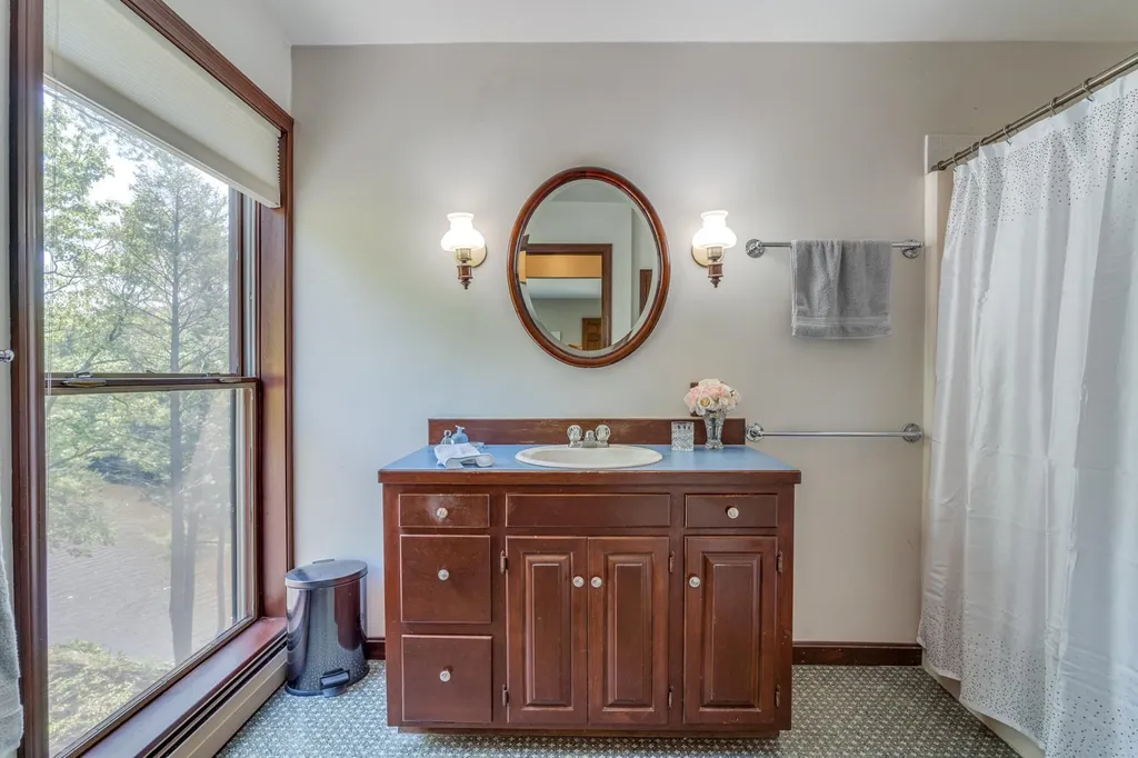 16 Smith Garrison Road Newmarket NH 03857