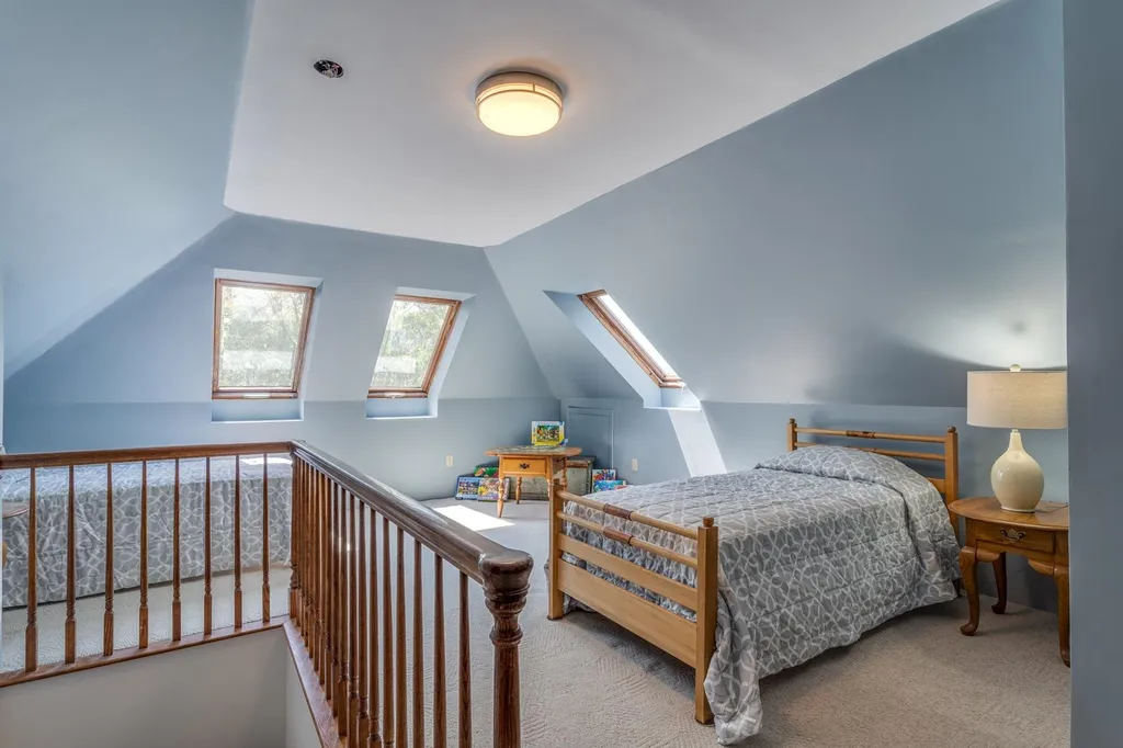 16 Smith Garrison Road Newmarket NH 03857