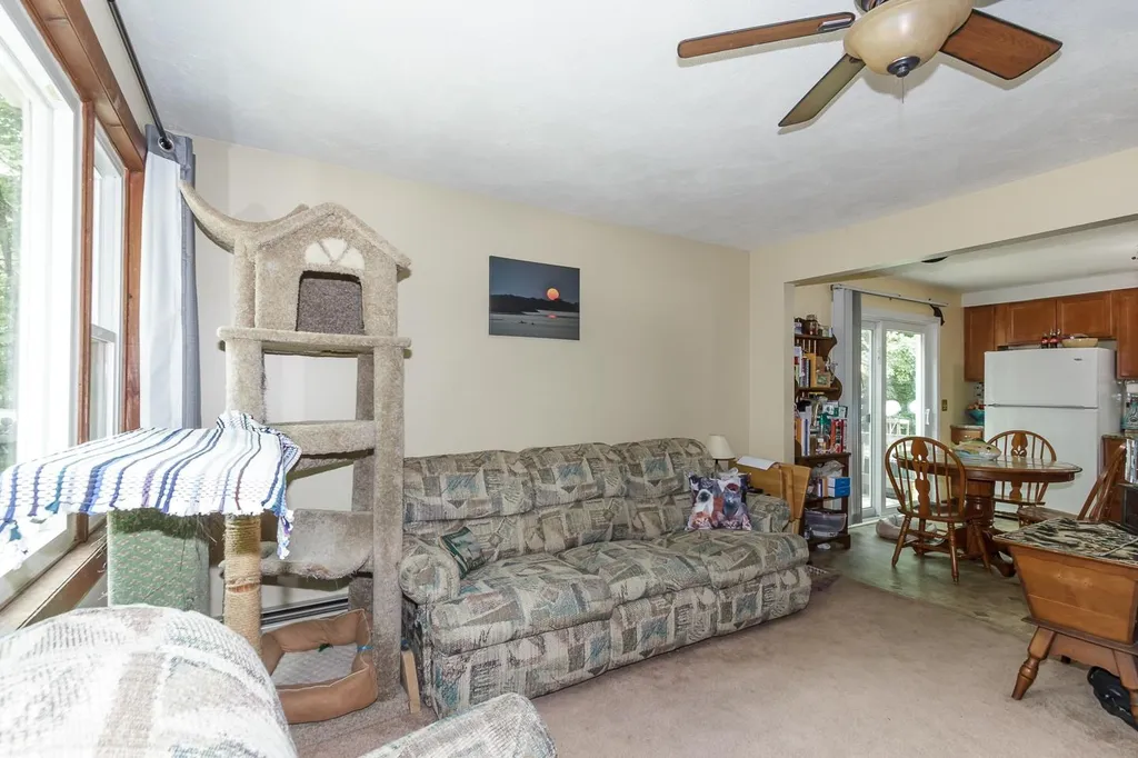 496 E Dunbarton Road Goffstown NH 03045