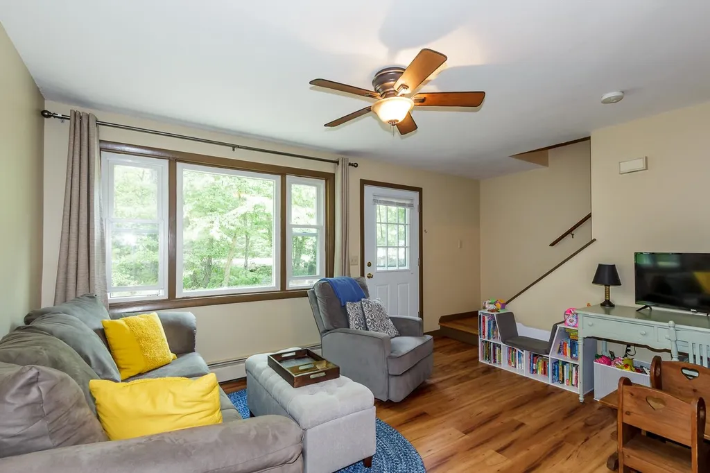 496 E Dunbarton Road Goffstown NH 03045