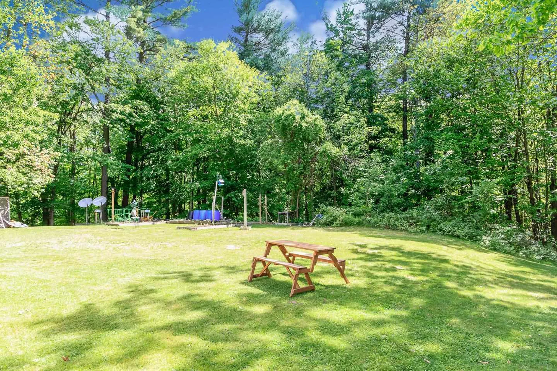 496 E Dunbarton Road Goffstown NH 03045