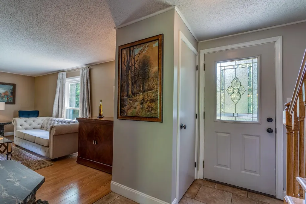 7 Constable Road Durham NH 03824