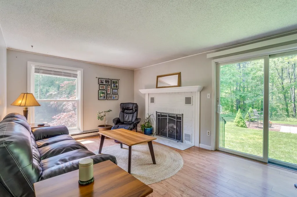 7 Constable Road Durham NH 03824