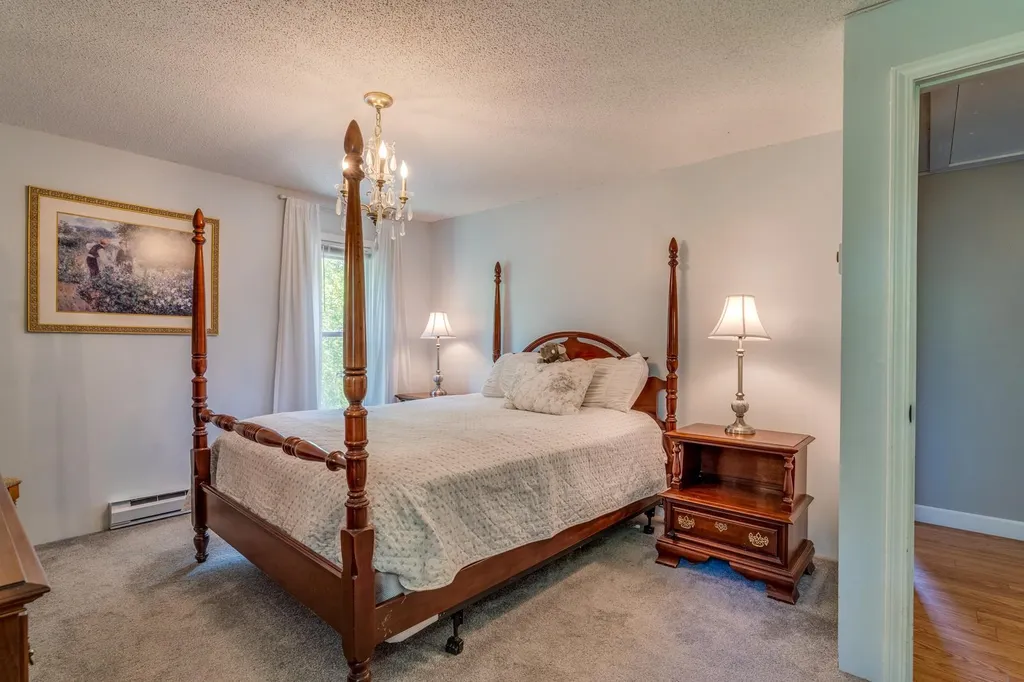7 Constable Road Durham NH 03824