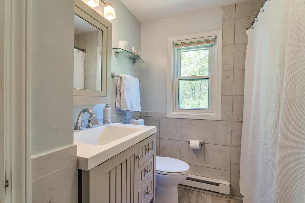7 Constable Road Durham NH 03824