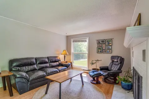 7 Constable Road Durham NH 03824