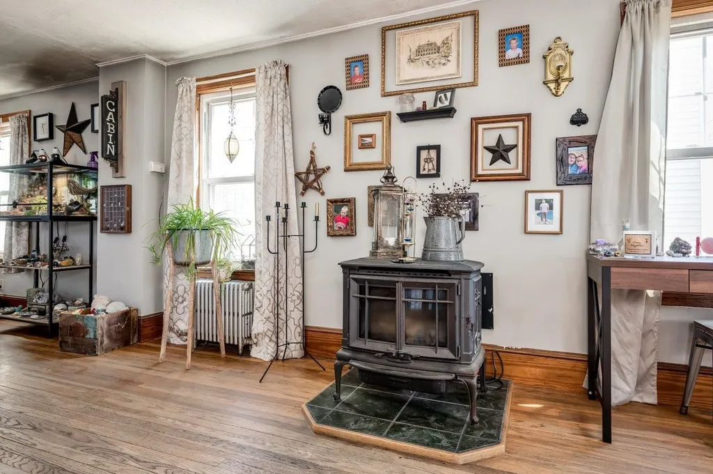 112 Wakefield Street Rochester NH 03867