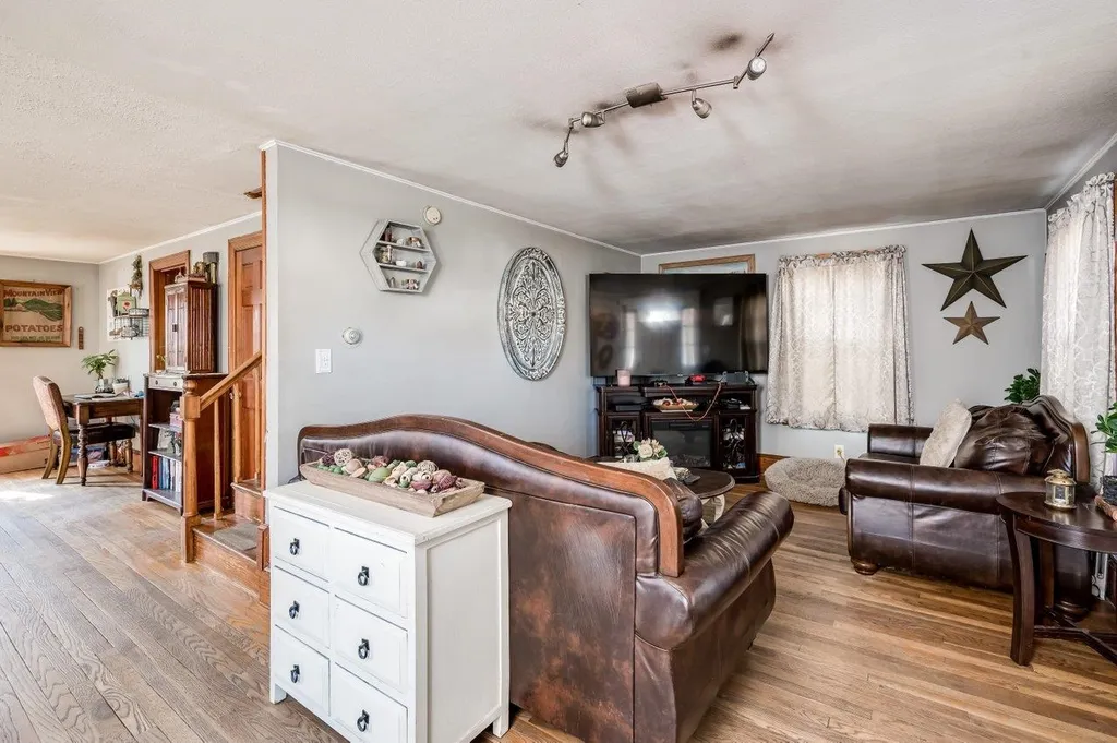 112 Wakefield Street Rochester NH 03867