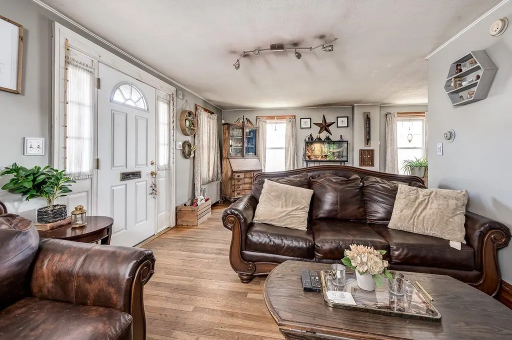 112 Wakefield Street Rochester NH 03867