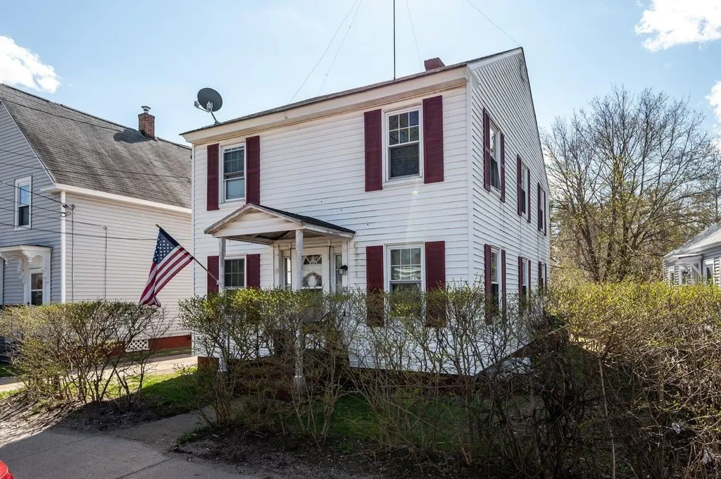 112 Wakefield Street Rochester NH 03867