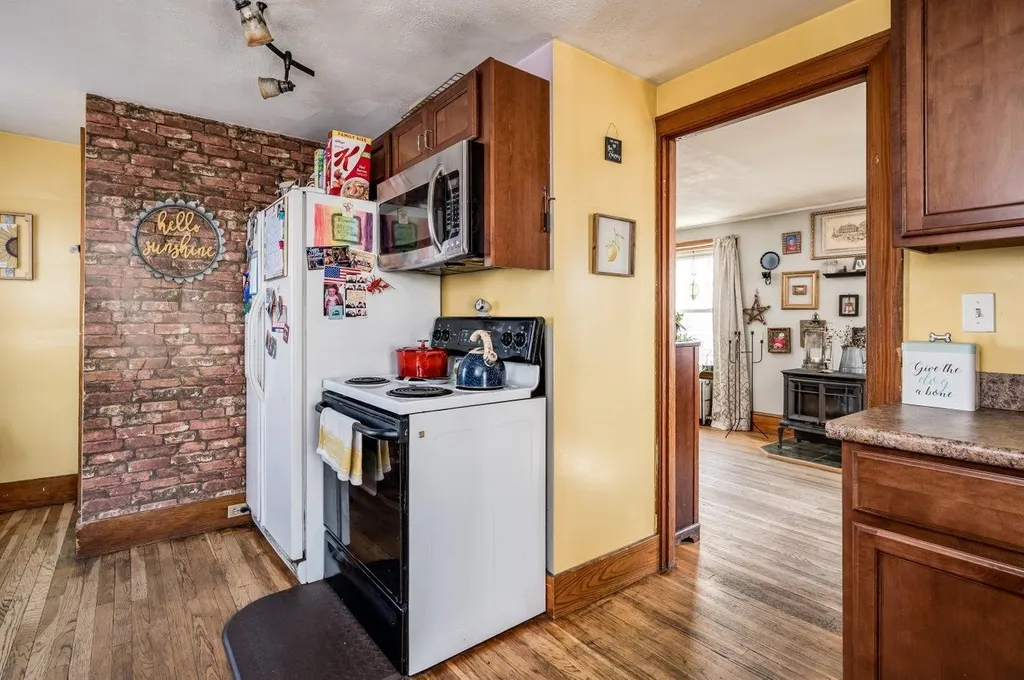 112 Wakefield Street Rochester NH 03867