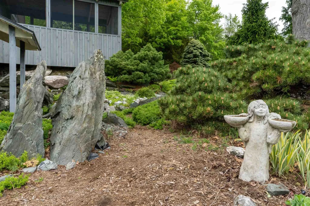 593 Upper Meehan Road Bristol VT 05443