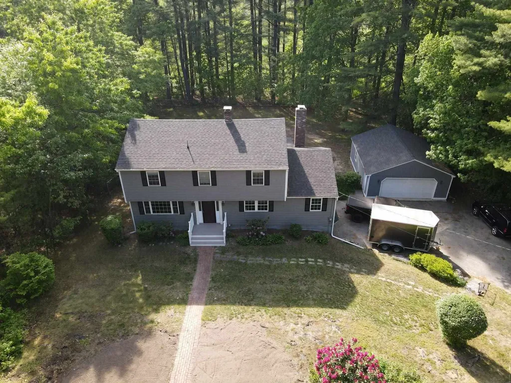 7 Sharon Road Windham NH 03087