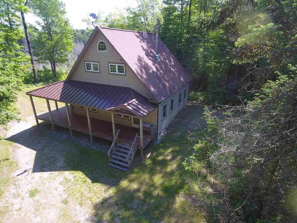 48 Stevens Place Newbury VT 05081