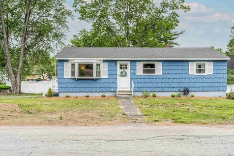 19 Seminole Drive Nashua NH 03063