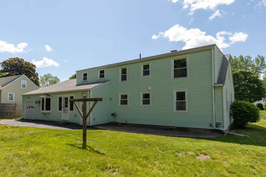 7 Lowell Avenue Dover NH 03820