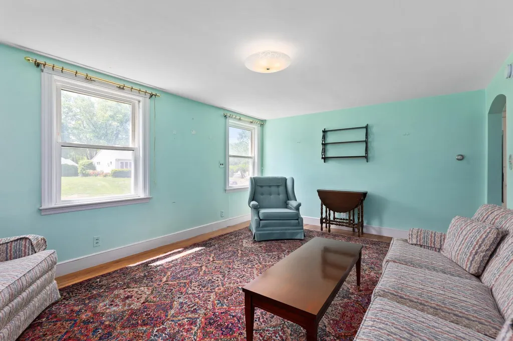 7 Lowell Avenue Dover NH 03820