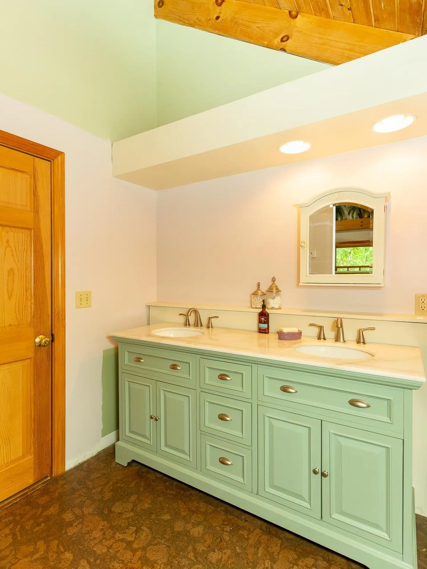 4 Split Rock Lane Raymond NH 03077