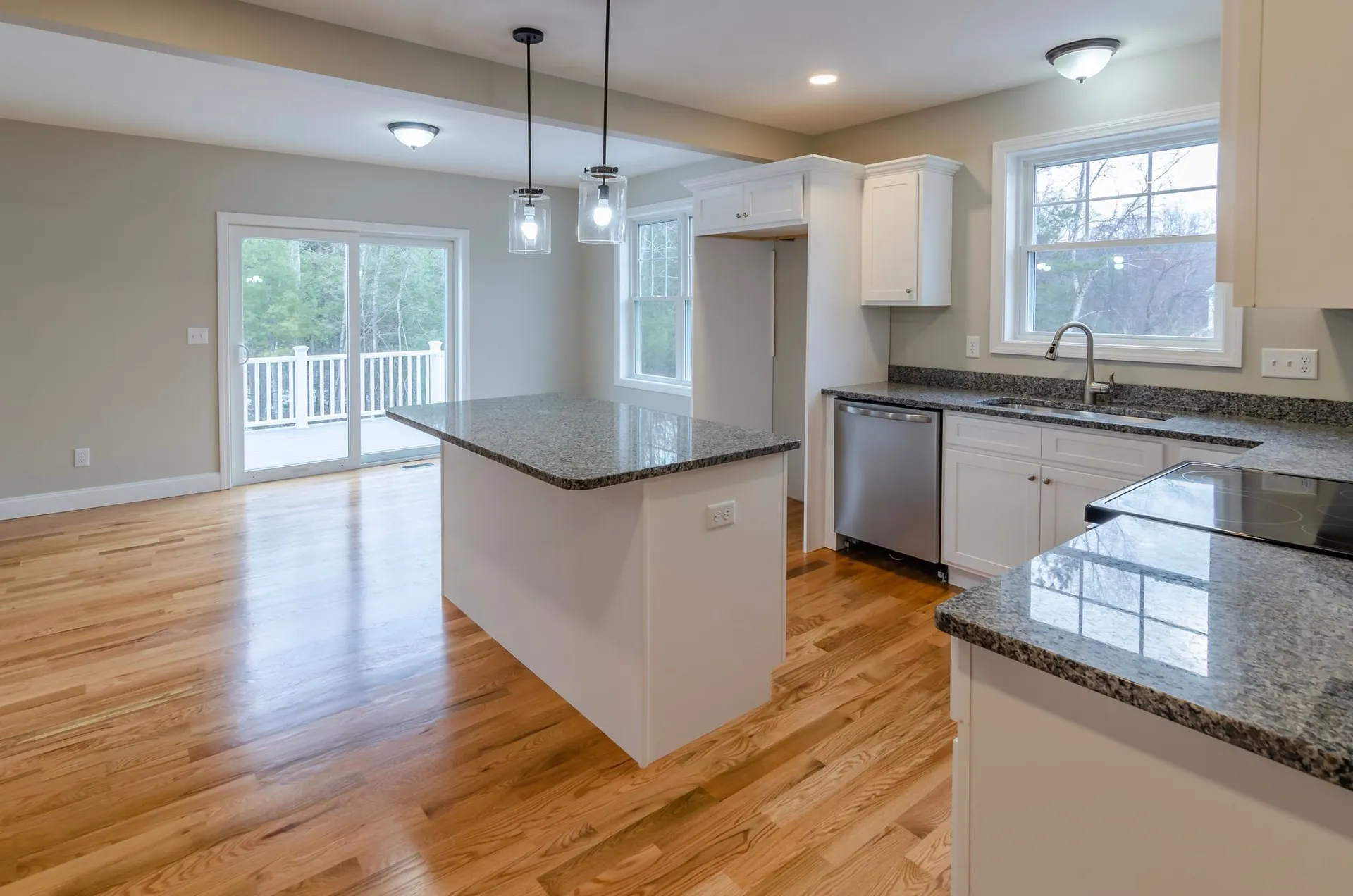 5b Horizon Drive Londonderry NH 03053