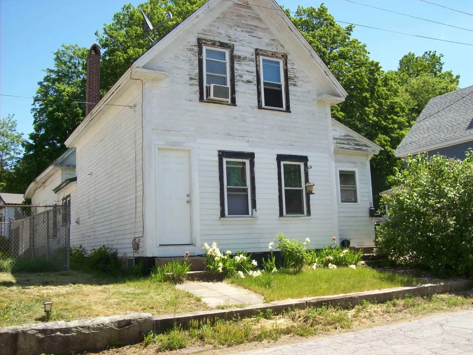 13 Crescent Street Farmington NH 03835