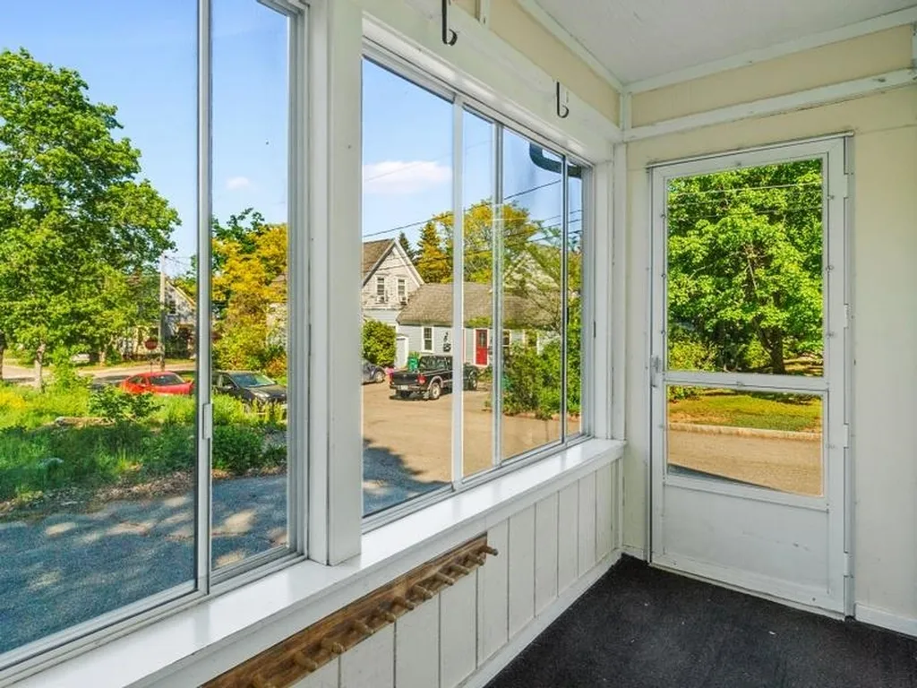 15 Hickey Street Rochester NH 03868
