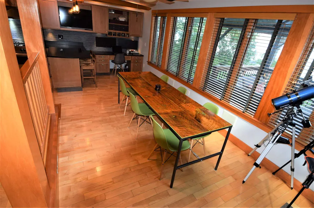 83 W Shore Road Windham NH 03087