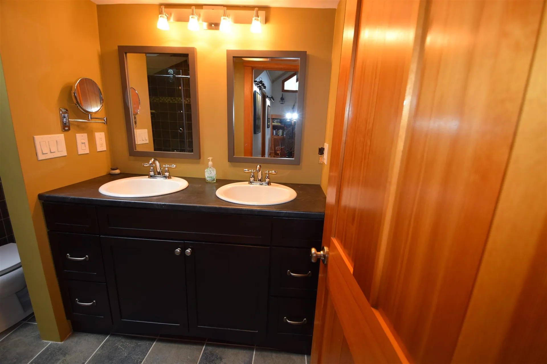 83 W Shore Road Windham NH 03087