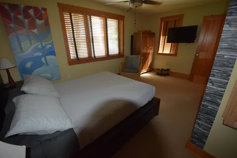 83 W Shore Road Windham NH 03087