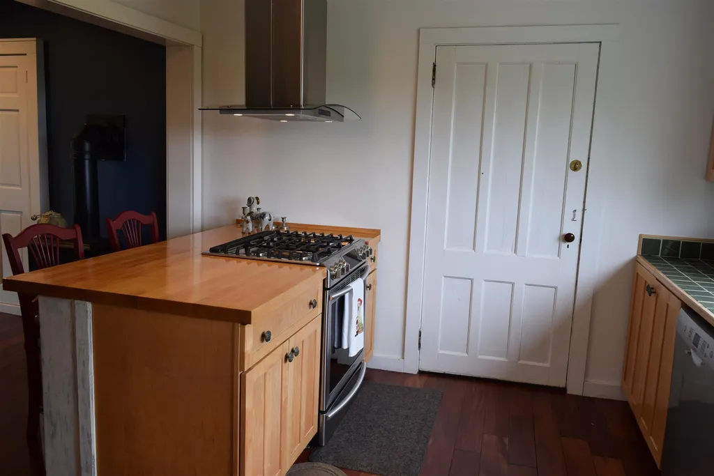 631 North Cream Hill Road Shoreham VT 05770