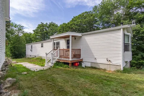 226 Church Street Barrington NH 03825