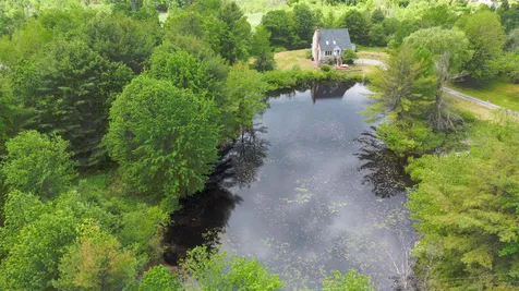 22 Boyd Road Londonderry NH 03053