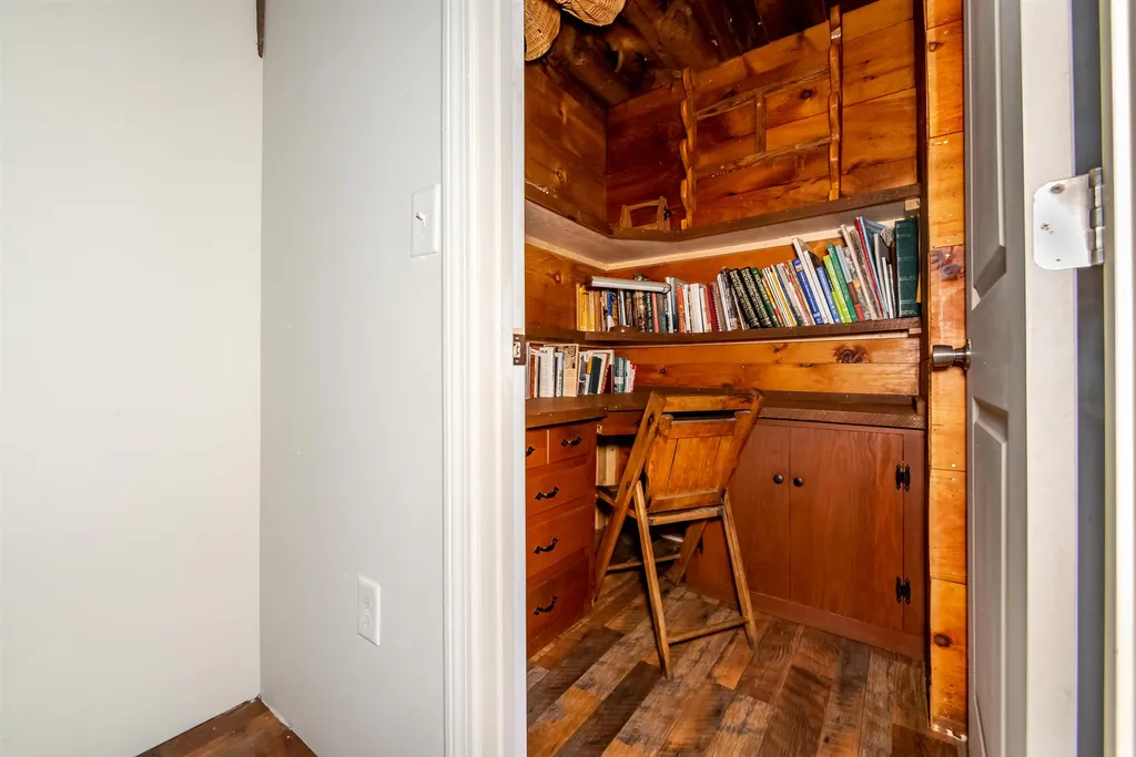57 Batchelder Lane Strafford NH 03884