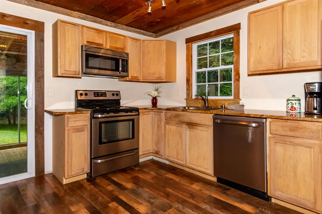 57 Batchelder Lane Strafford NH 03884
