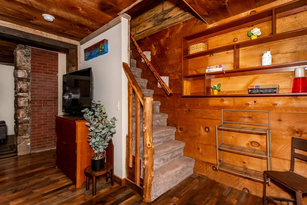 57 Batchelder Lane Strafford NH 03884