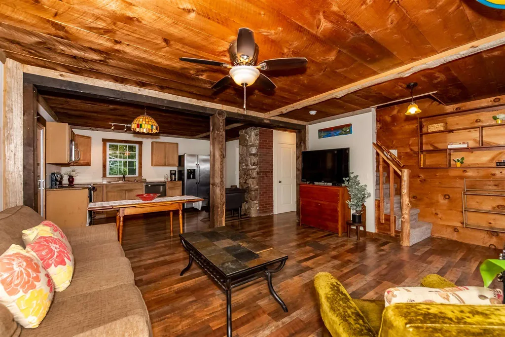 57 Batchelder Lane Strafford NH 03884