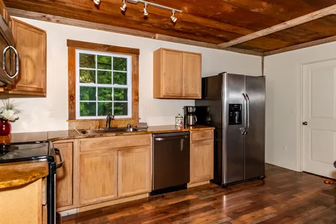 57 Batchelder Lane Strafford NH 03884