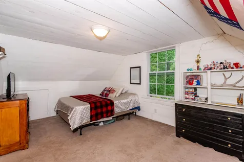 57 Batchelder Lane Strafford NH 03884