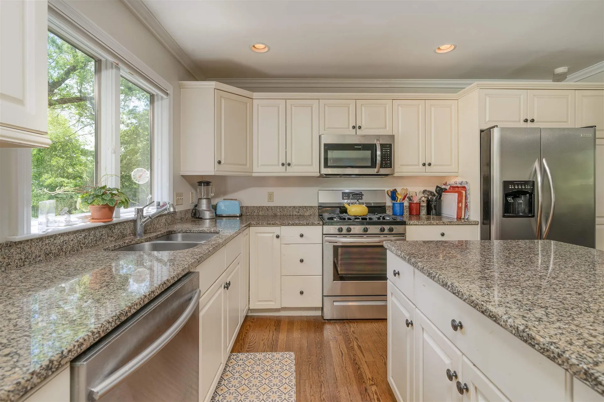 5 Fairview Avenue Hanover NH 03755