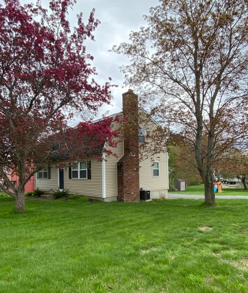 161 Faith Lane Manchester NH 03103