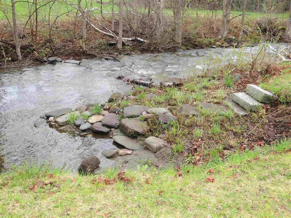 6711 South Road Woodstock VT 05071