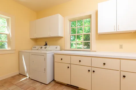 271 North Haverhill Road Kensington NH 03833