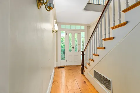 271 North Haverhill Road Kensington NH 03833