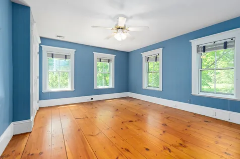 271 North Haverhill Road Kensington NH 03833