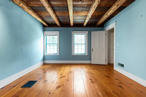 271 North Haverhill Road Kensington NH 03833