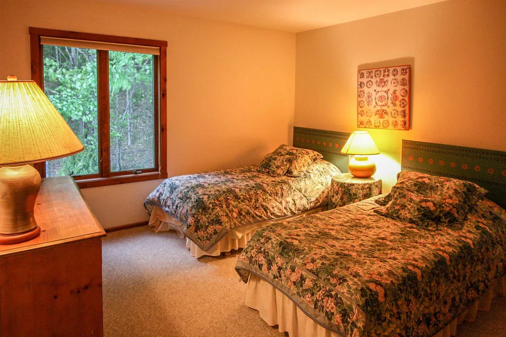 365 Greeley Shunpike Road Hartford VT 05059