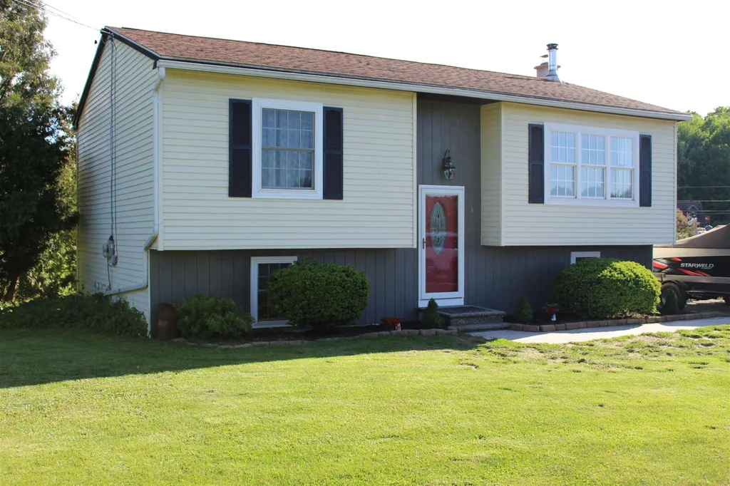 6 Harvest Lane Milton VT 05468