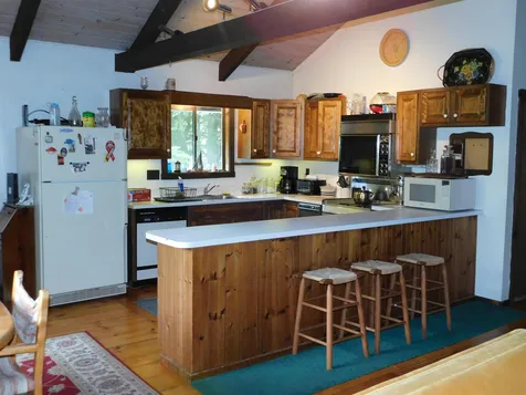 23 Hummingbird Lane Wilmington VT 05363