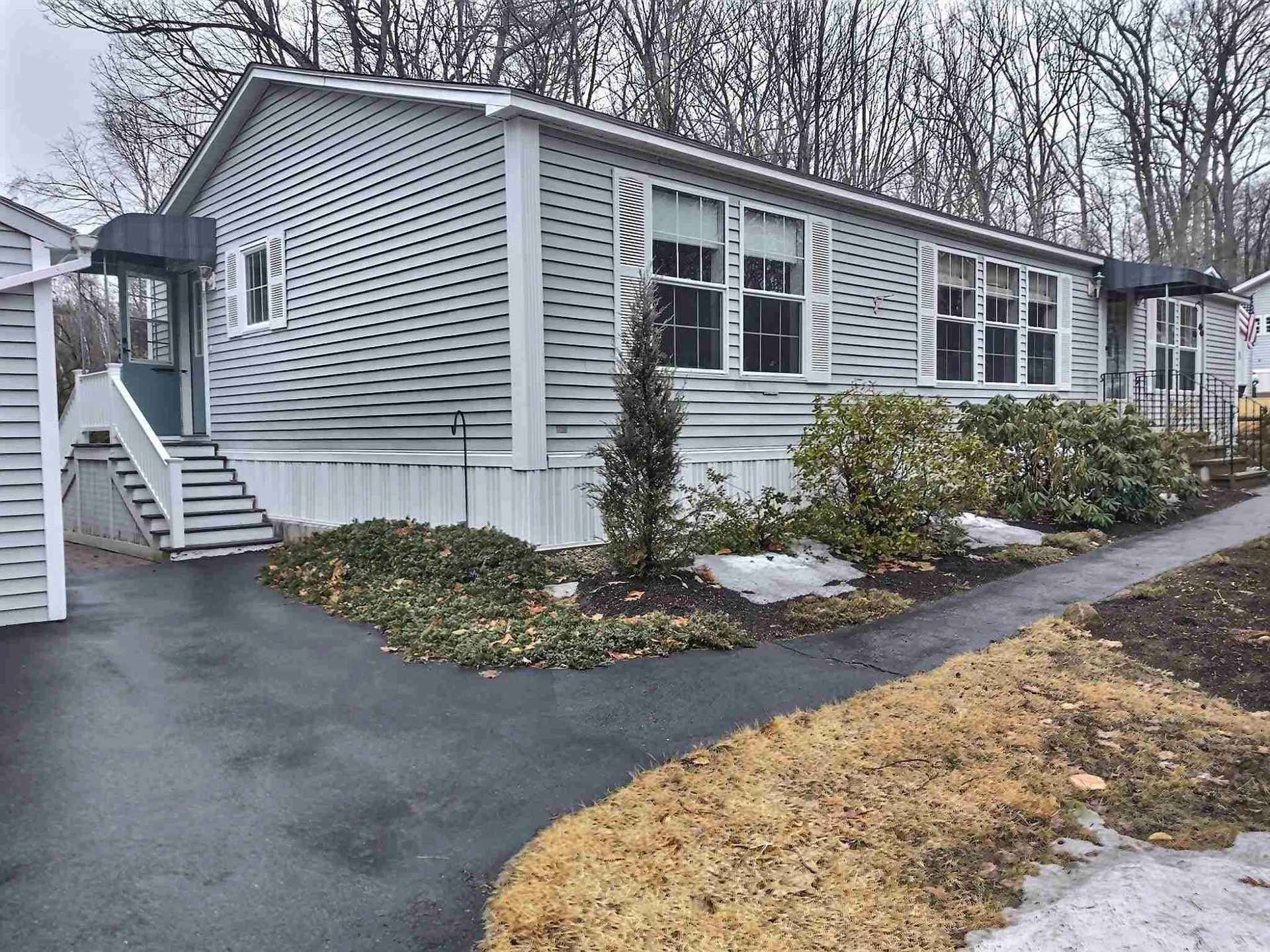 2 Santis Way Wolfeboro NH 03894