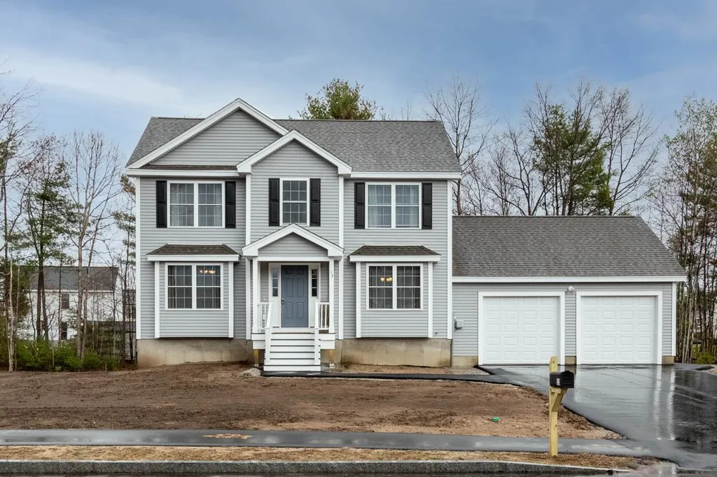 13 Sonoma Lane Concord NH 03303