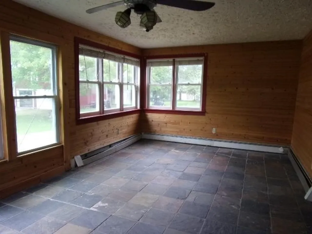 909 Vt Route 7a Shaftsbury VT 05262